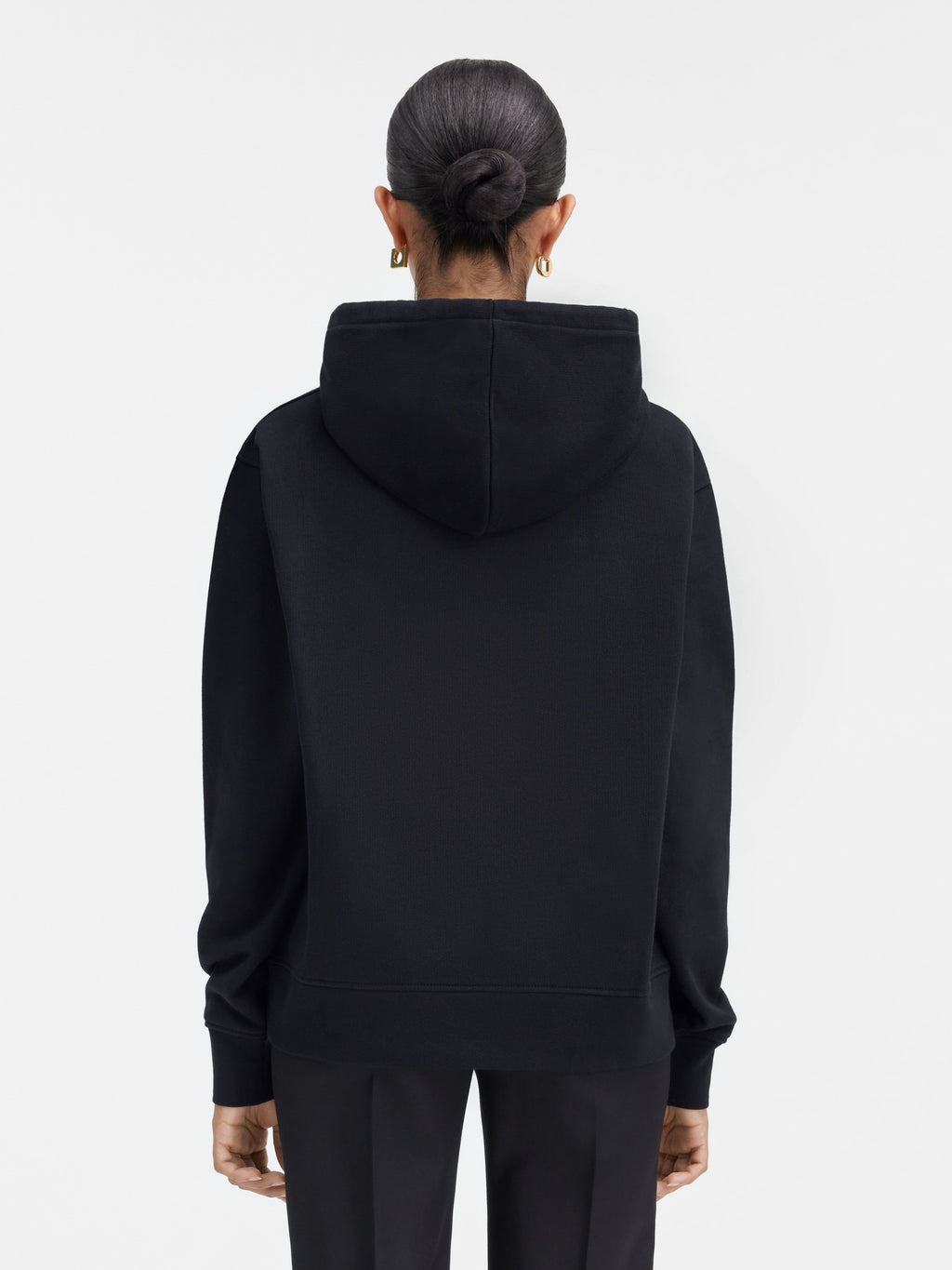 Le sweatshirt brodé
