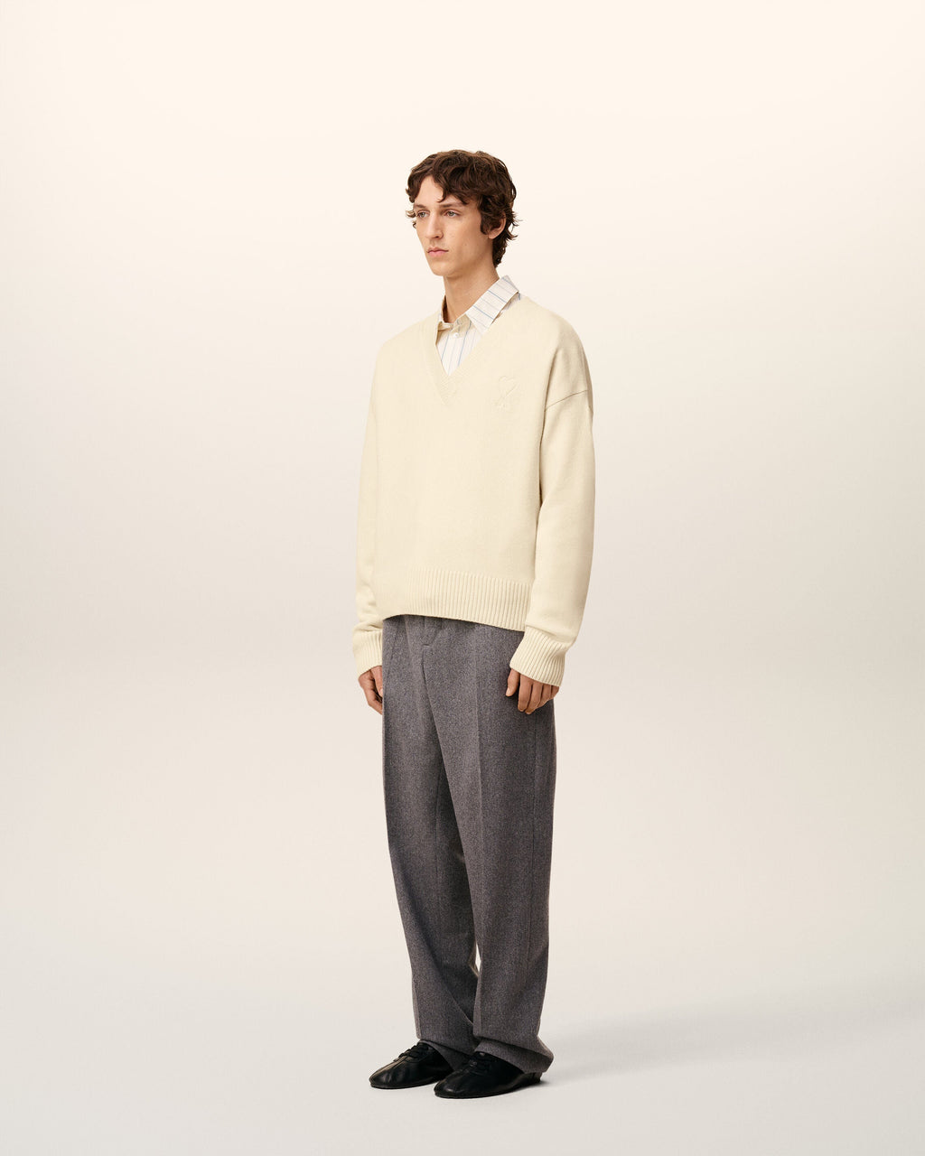 Pull Blanc Col V Ami De Coeur En Laine