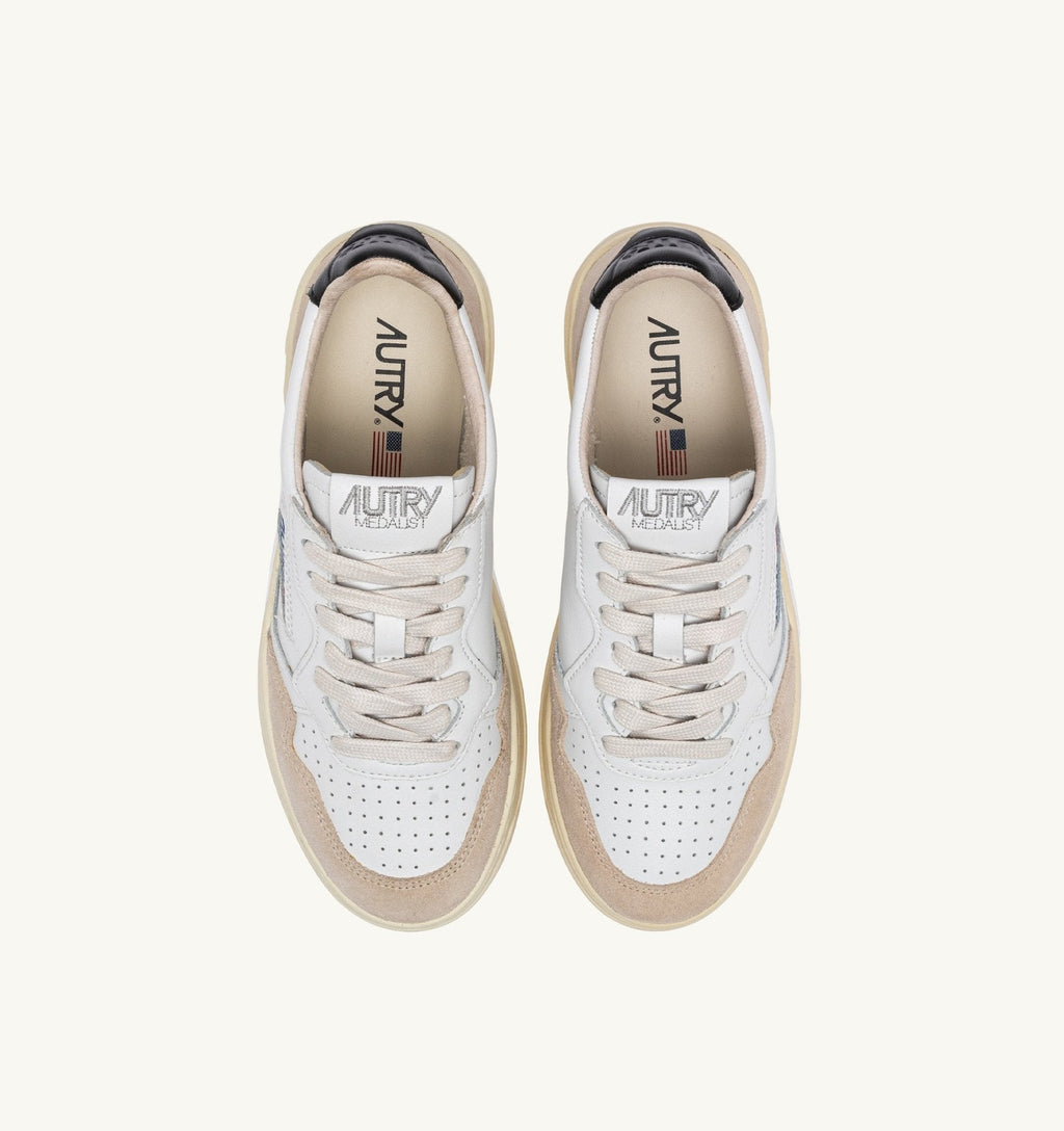 AUTRY - BASKETS MEDALIST LOW EN CUIR BLANC ET NOIR ET DAIM BEIGE